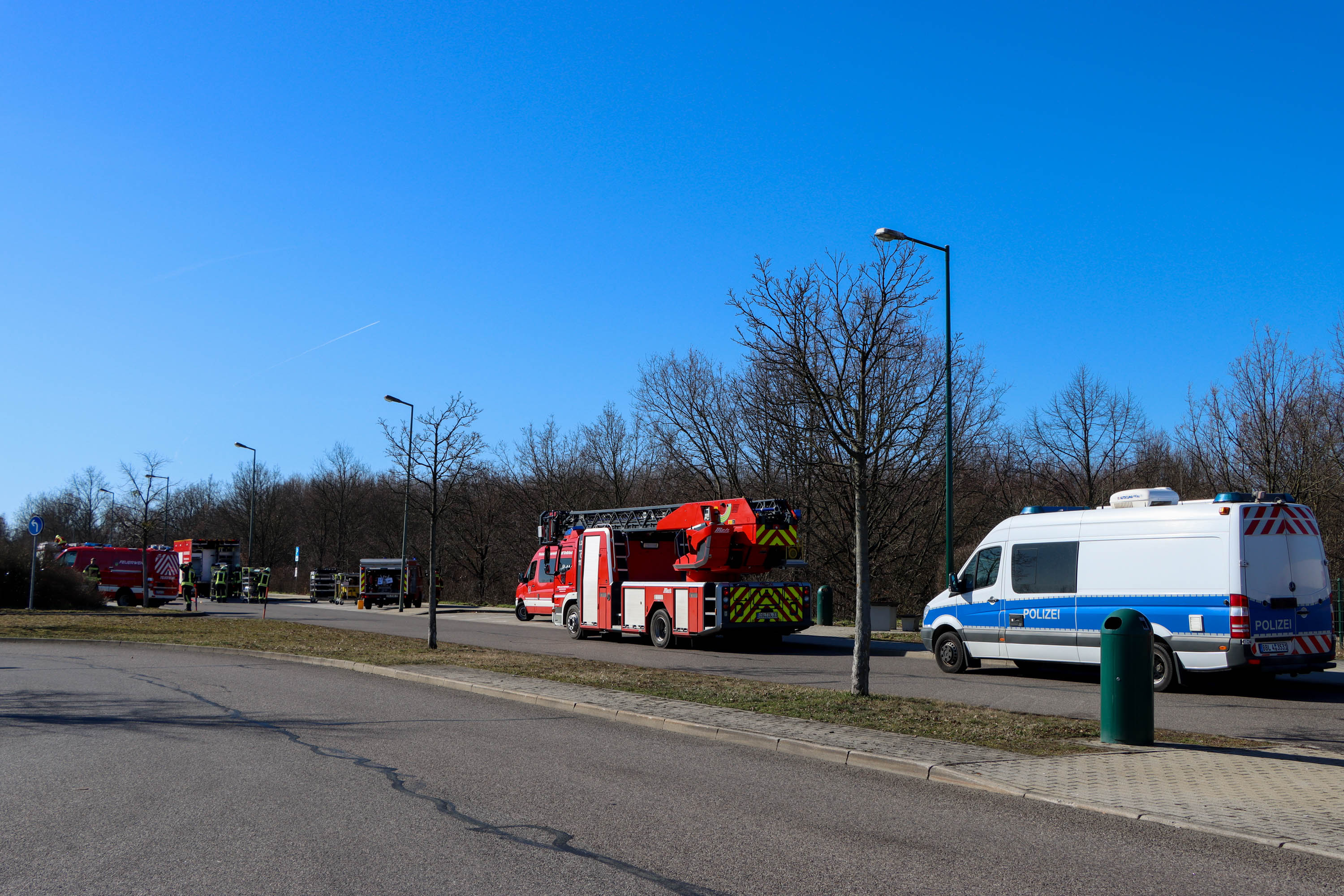 2026-03-05_Gefahrgut-BAB13 (1 von 18).jpg