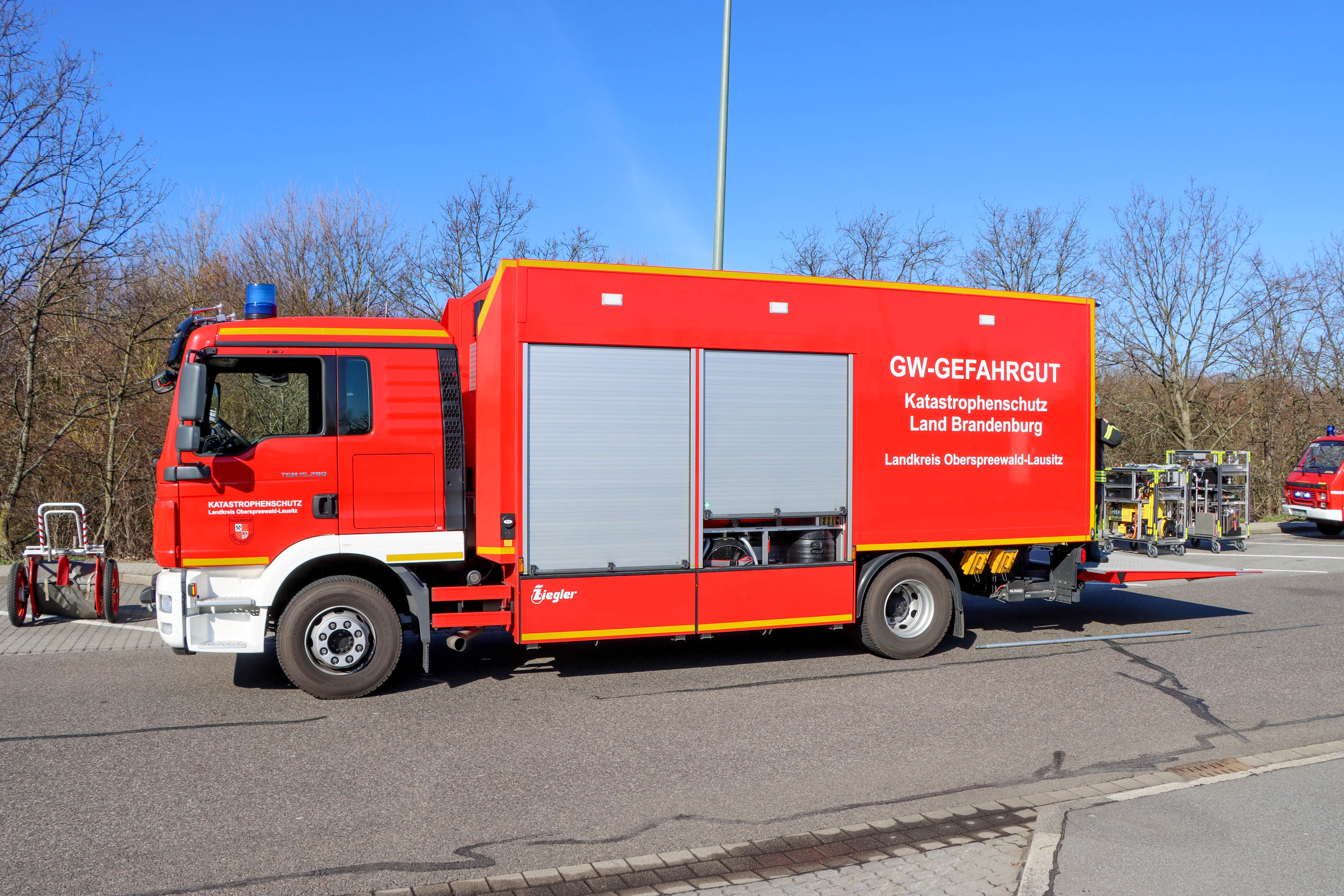 2026-03-05_Gefahrgut-BAB13 (5 von 18).jpg