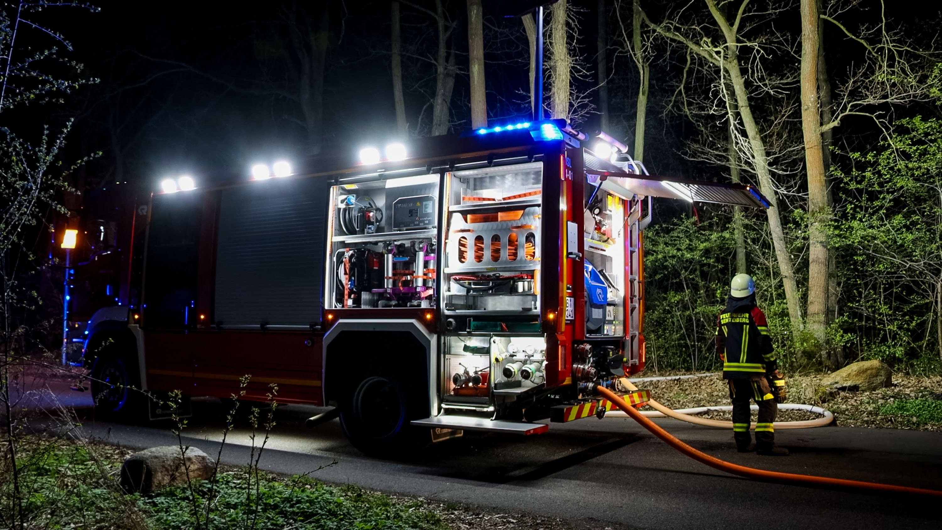 26-04-16 15-35-46 6218.jpg