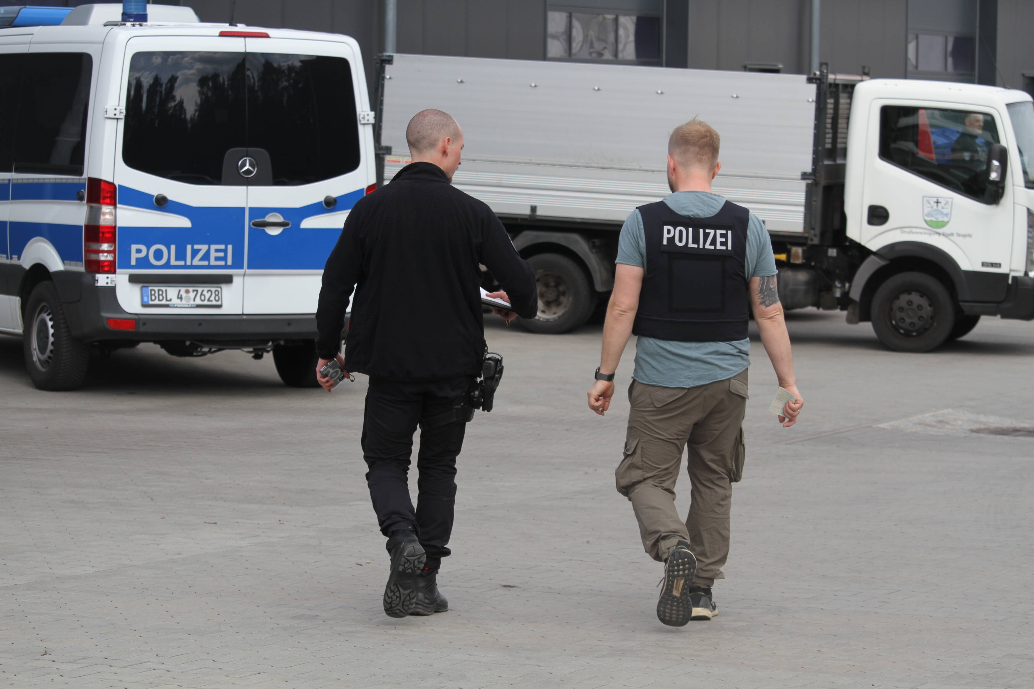 26-04-16 21-29-01 6251.jpg