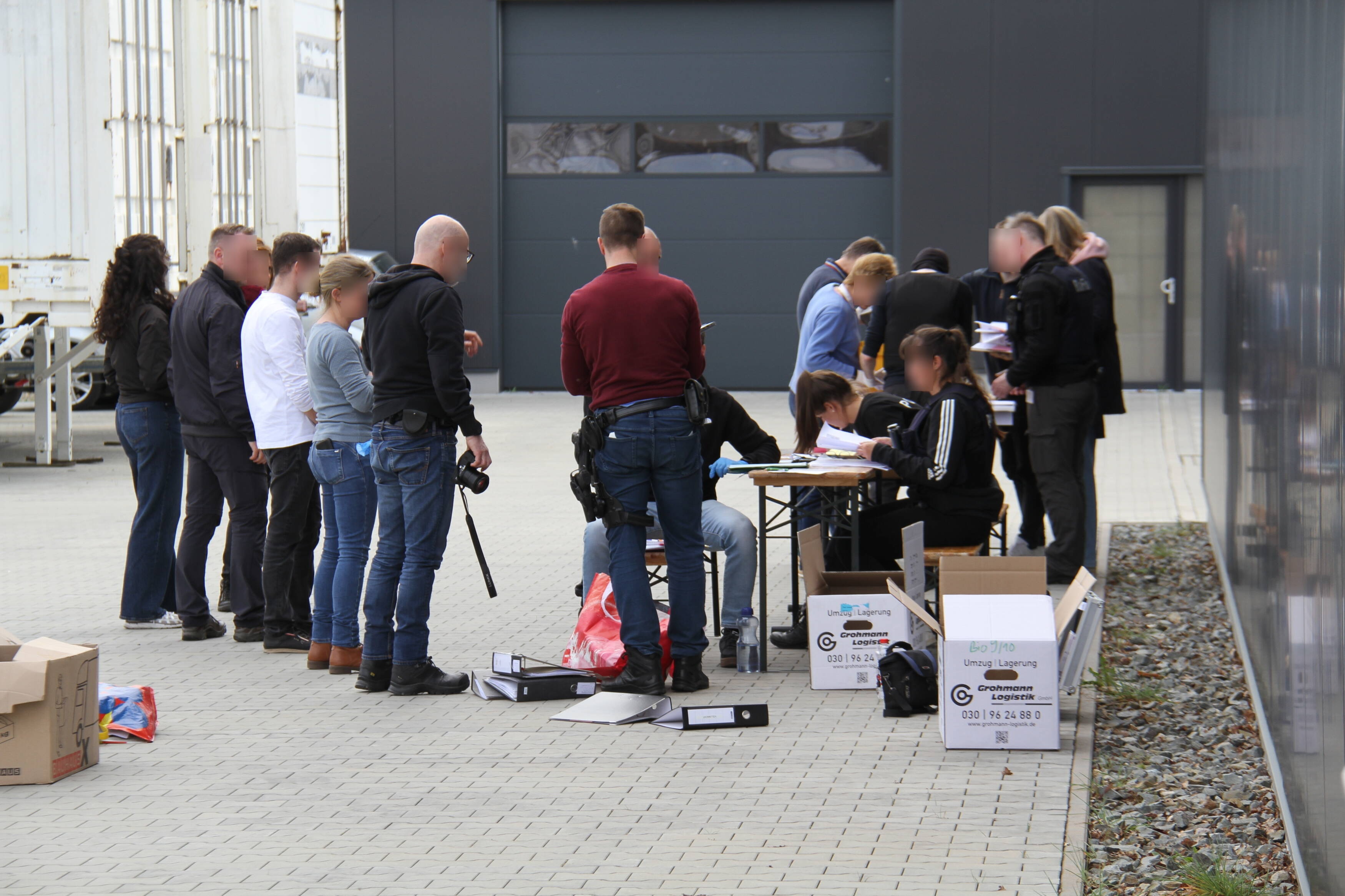 26-04-16 21-29-07 6255.jpg