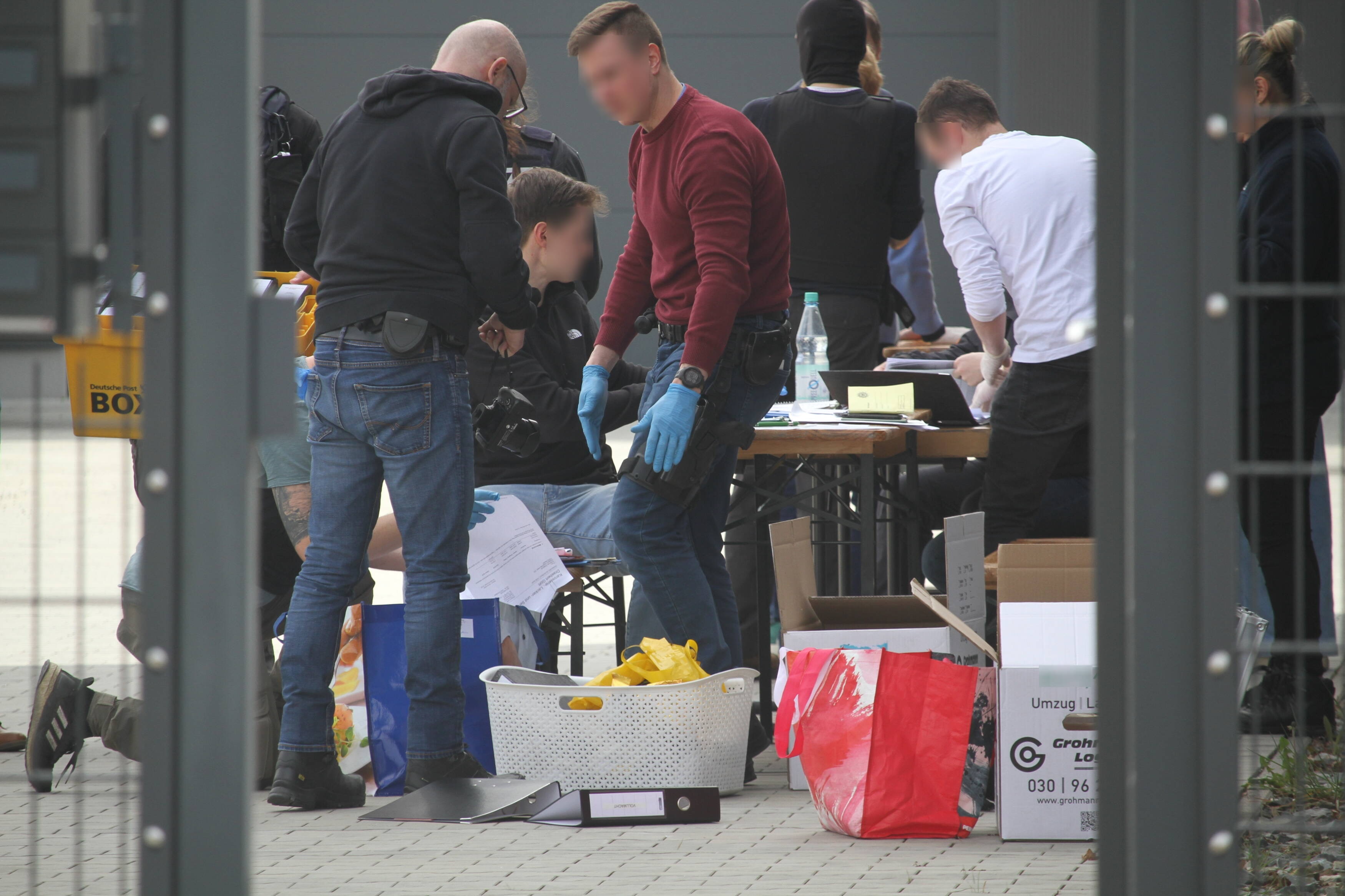 26-04-16 21-29-11 6258.jpg