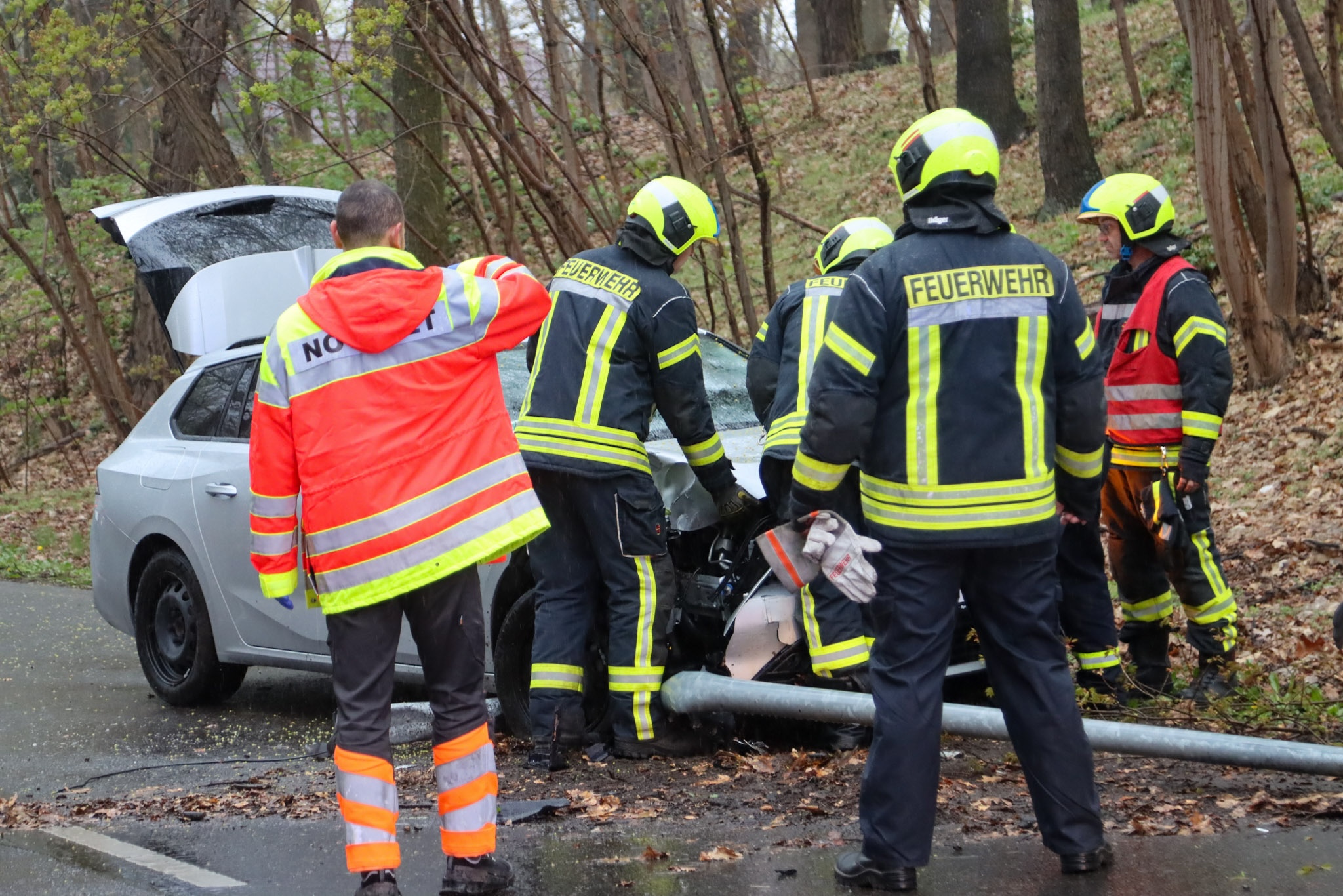 26-04-19 16-32-59 6487.jpg