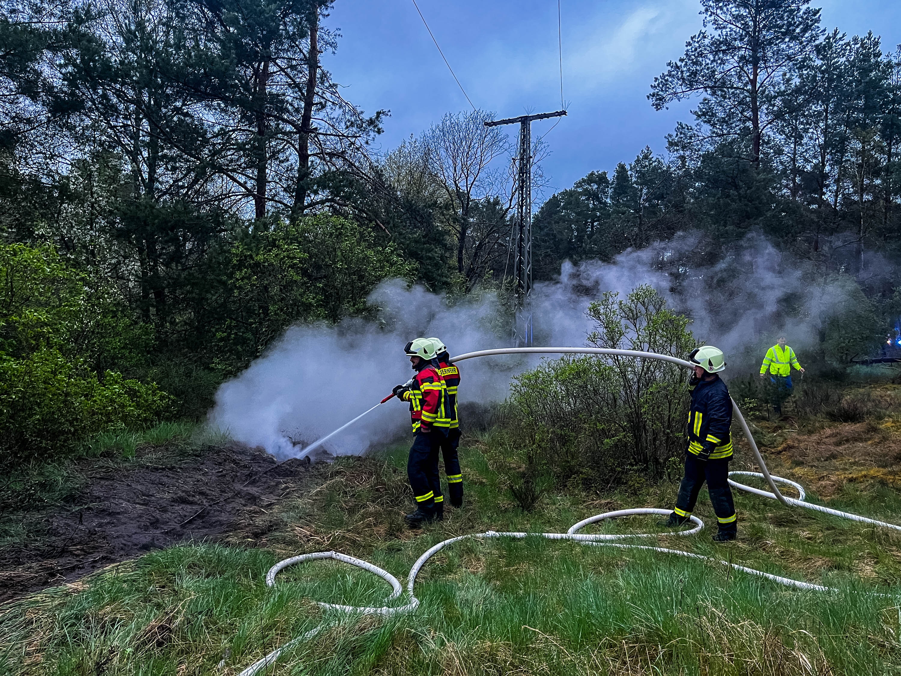 26-04-19 21-10-40 6534.jpg