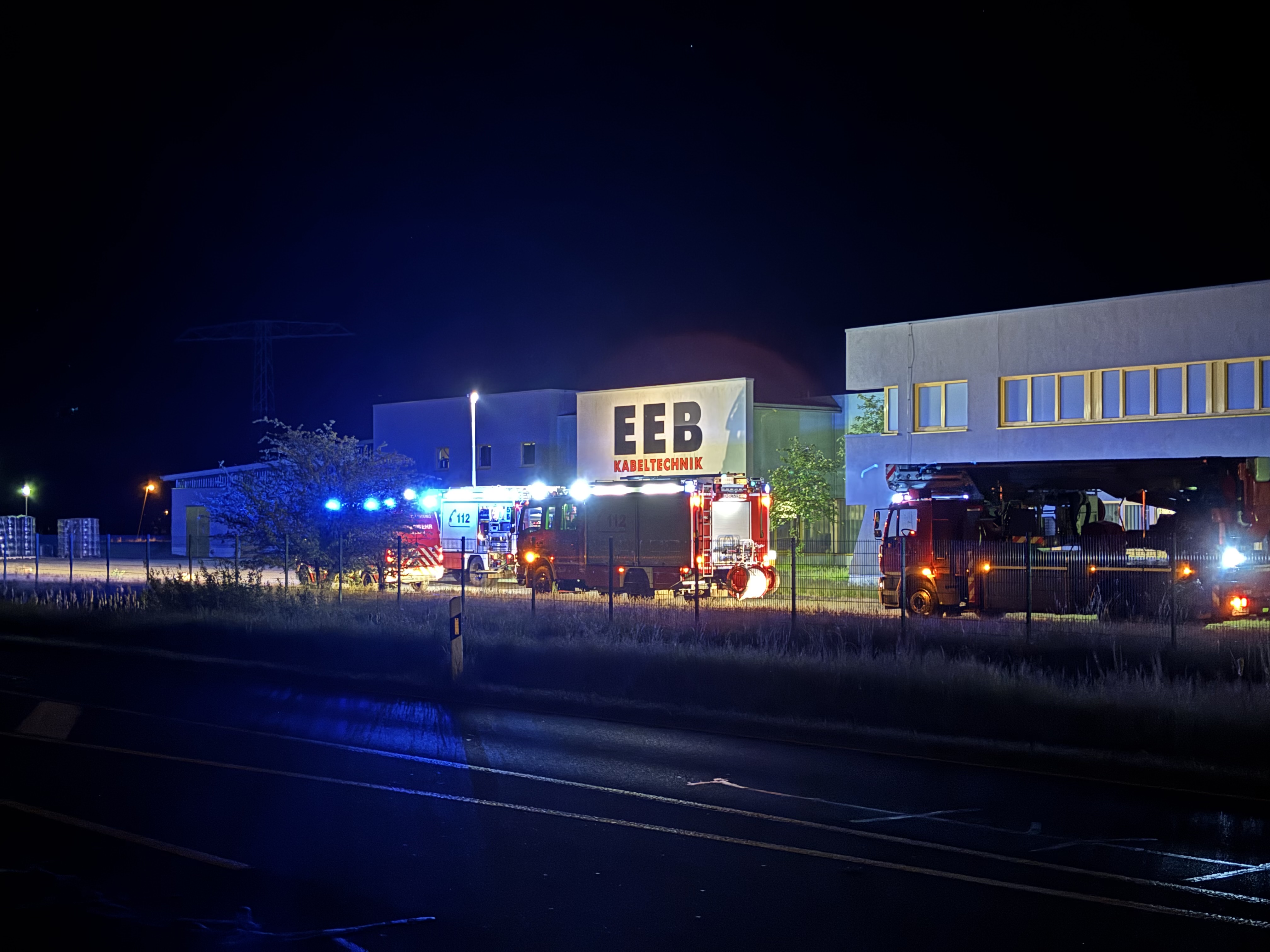 Rauchentwicklung in Traforaum löst Feuerwehreinsatz in Forst aus