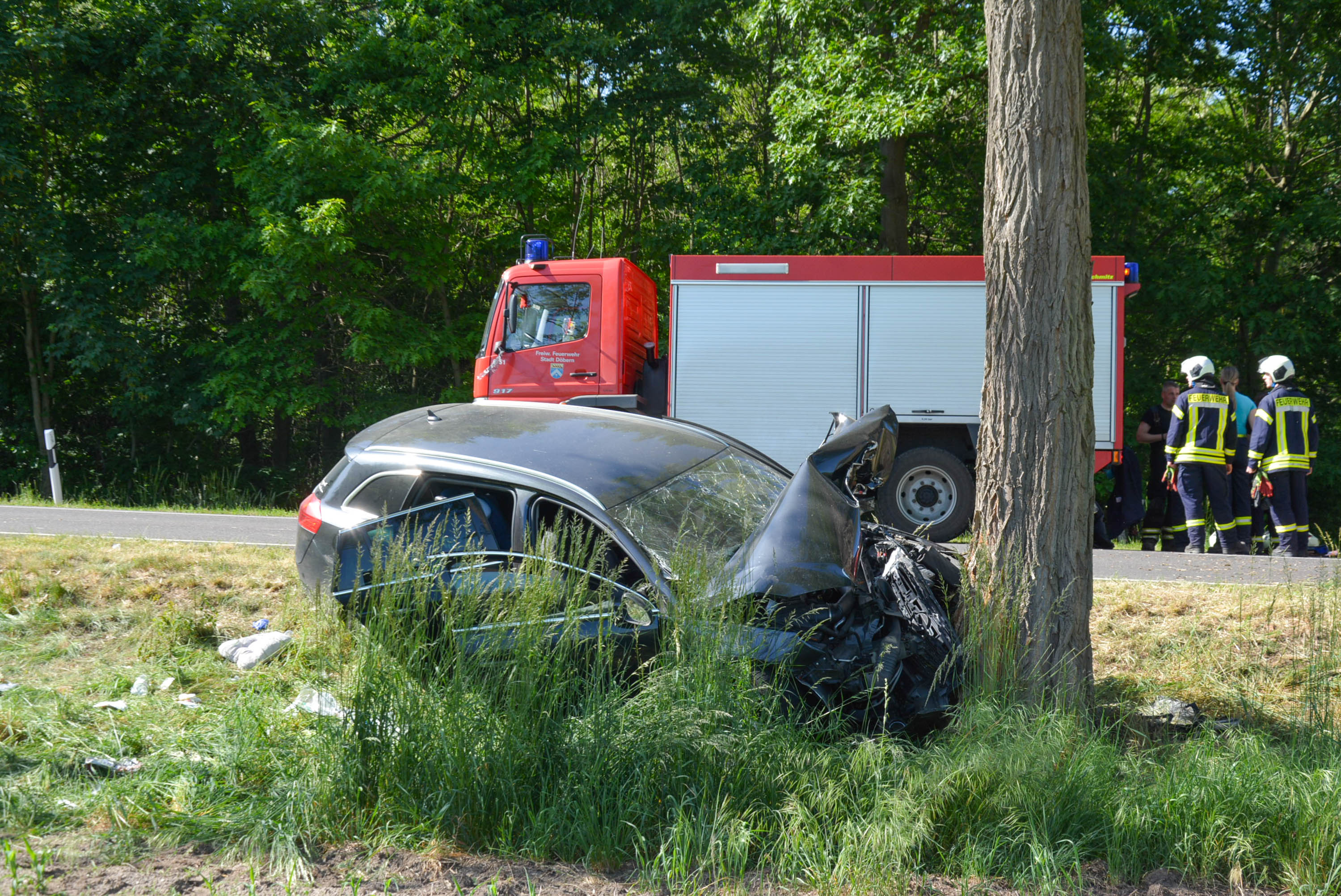 Schwerer Verkehrsunfall auf der B156 bei Felixsee