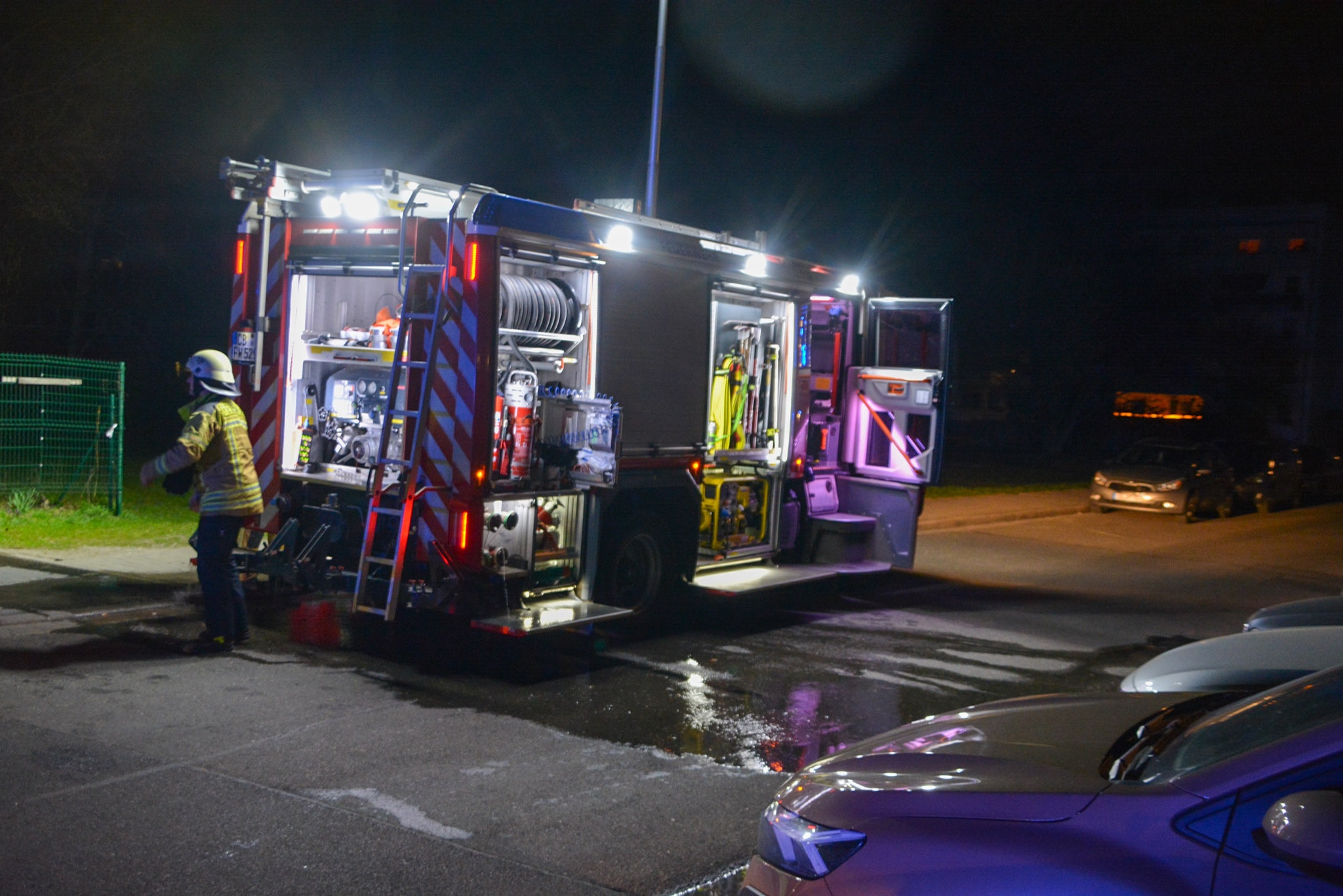 26-04-14 14-39-14 6046.jpg