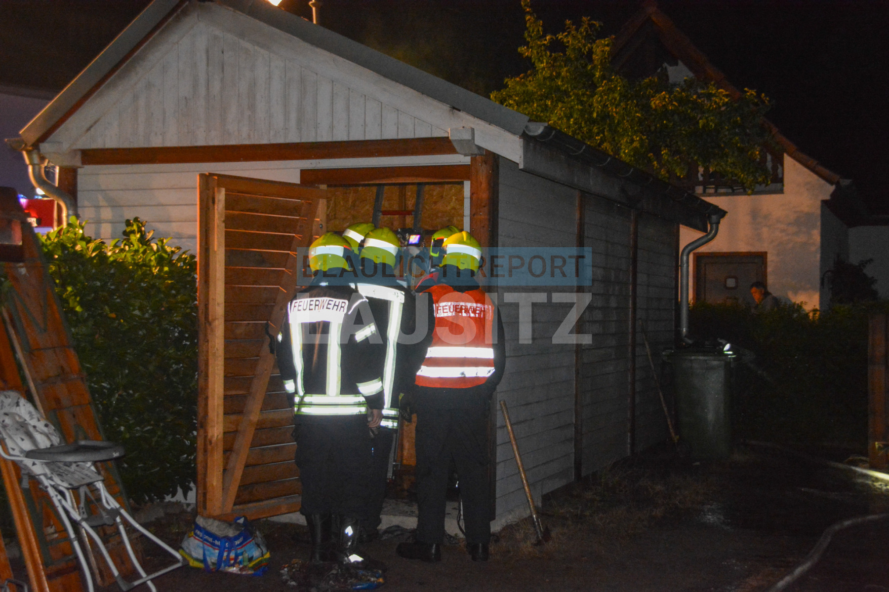 Spremberg: Brand greift auf Nebengebäude über